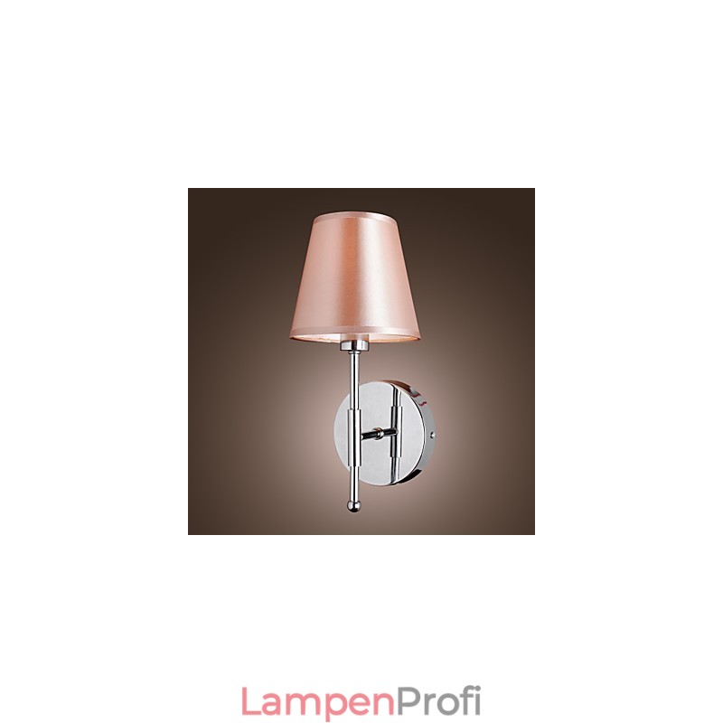 Schlicht gestaltete Wandleuchte in warmem Licht
