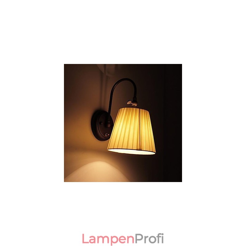 Wandleuchte aus Eisen mit Stoffschirm in 1 Licht
