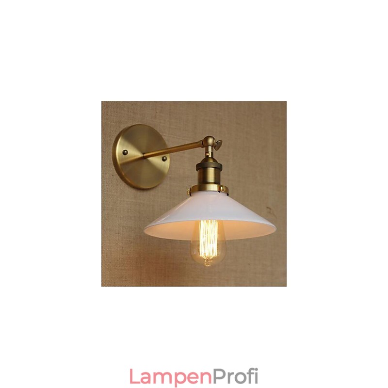 Modernes, zeitgenössisches Landhaus-Retro-Antik-Messing-Feature für die stimmungsvolle Wandbeleuchtung im Mini-Stil