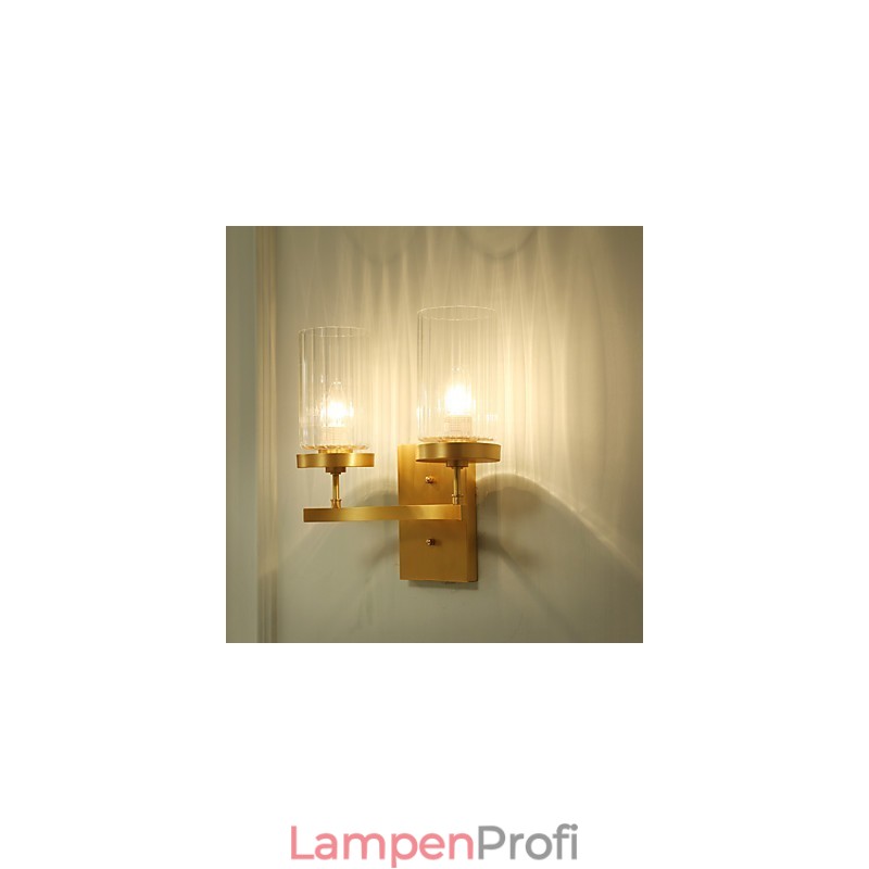 Traditionelles klassisches Landhaus-Messing-Feature für Wandleuchten im Mini-Stil