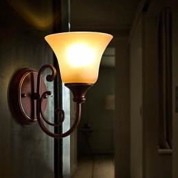 Moderne zeitgenössische Schwarzoxid-Finish-Funktion für Mini-Stil Swing ArmUplight Wandleuchten Wandleuchte