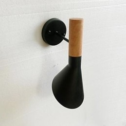 Moderne einfache Wohnzimmer Bett Schmiedeeisen Imitation Holz Wandleuchte