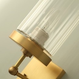 Traditionelles klassisches Landhaus-Messing-Feature für Uplight-Wandleuchten im Mini-Stil