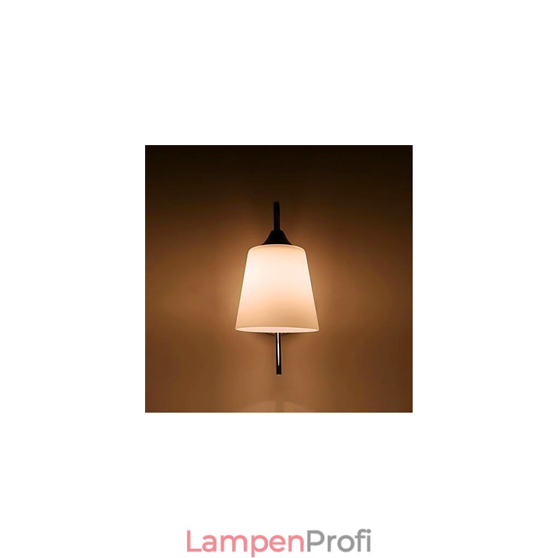 Moderne minimalistische Wandleuchte aus Glas für den Nachttisch im Hotelzimmer