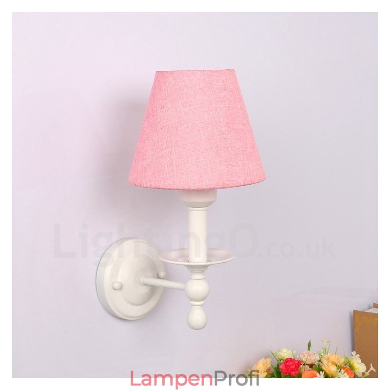 Moderne zeitgenössische Wandleuchten für den Innenbereich