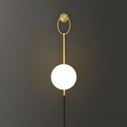 Moderne Globe Wandleuchte aus gebürstetem Goldglas