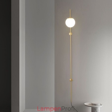 Moderne Globe Wandleuchte aus gebürstetem Goldglas Moderne Globe Wandleuchte aus gebürstetem Goldglas
