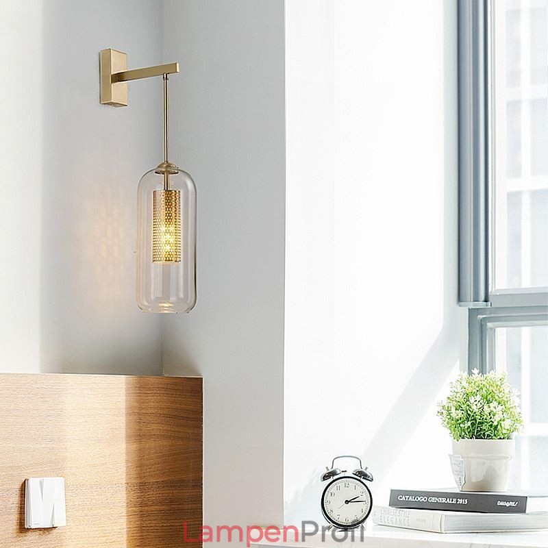 Nordische Messing-Wandlampe mit Innenaussparung aus Zylinderglas