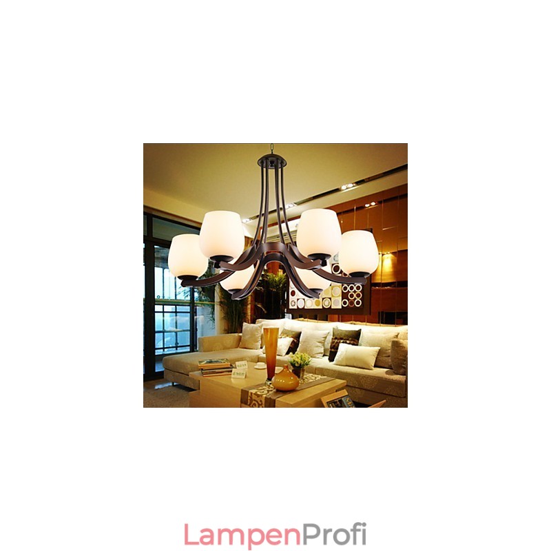 Traditioneller klassischer Kronleuchter aus Metall im Mini-Retro-Stil