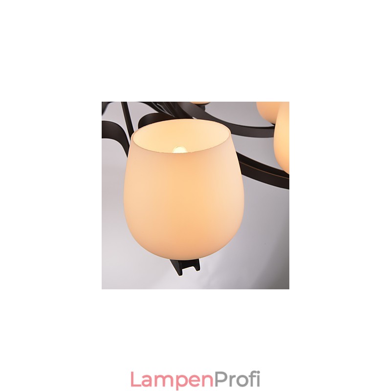 Traditioneller klassischer Kronleuchter aus Metall im Mini-Retro-Stil