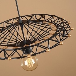 Amerikanischer Kronleuchter im Landhausstil aus Eisenindustrie