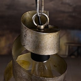 Retro Eisenlampe Moderner minimalistischer Kronleuchter im Industriestil